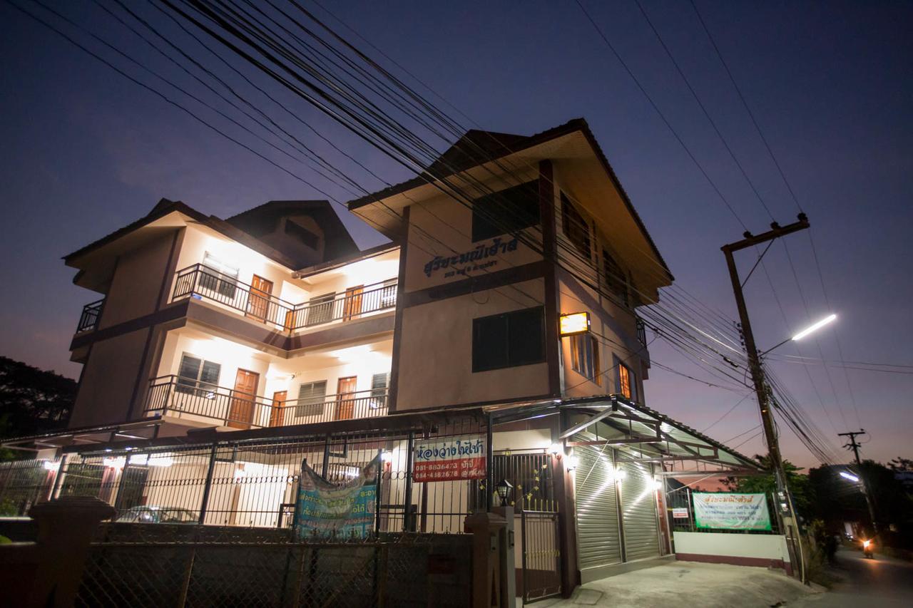 Hotel Suriyamanee House Mae Rim Esterno foto