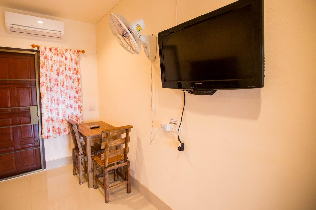 Hotel Suriyamanee House Mae Rim Esterno foto