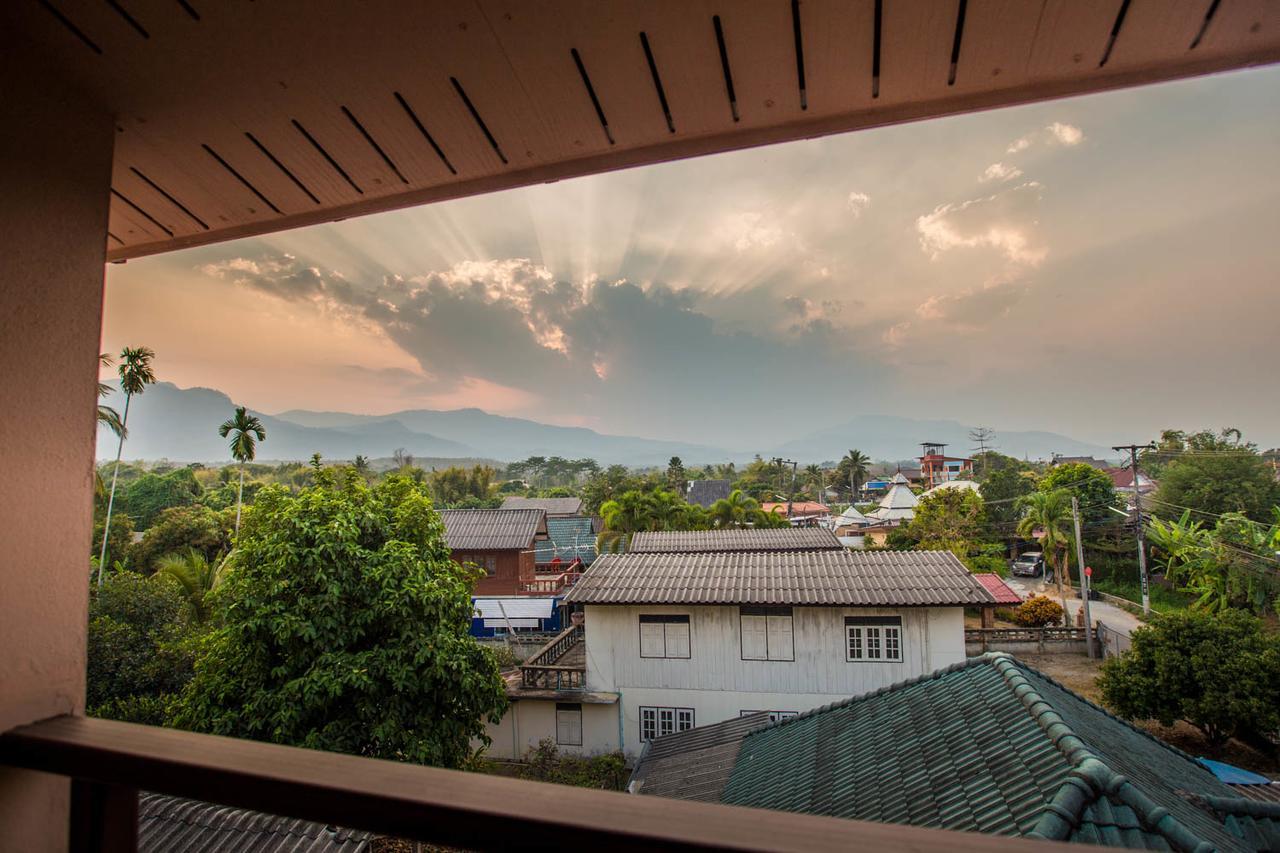 Hotel Suriyamanee House Mae Rim Esterno foto