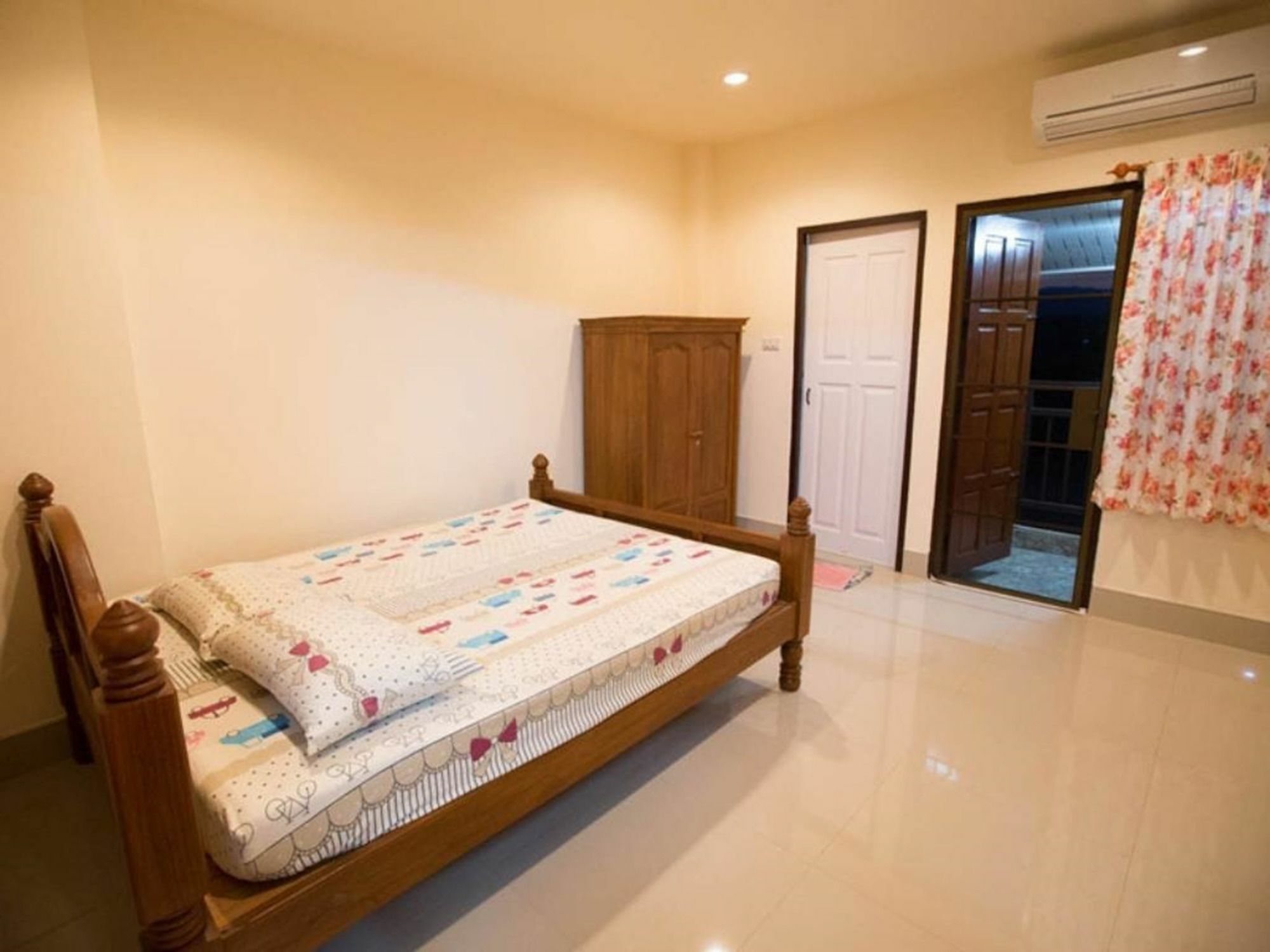 Hotel Suriyamanee House Mae Rim Esterno foto