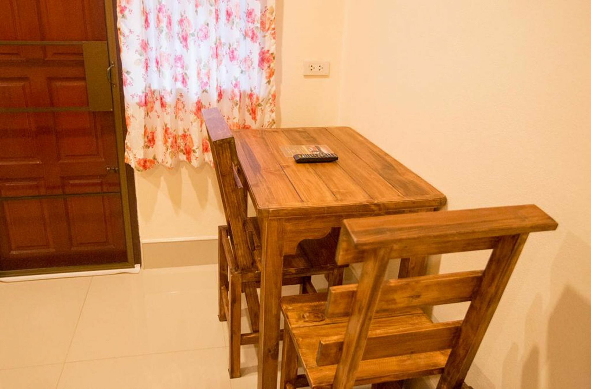 Hotel Suriyamanee House Mae Rim Esterno foto