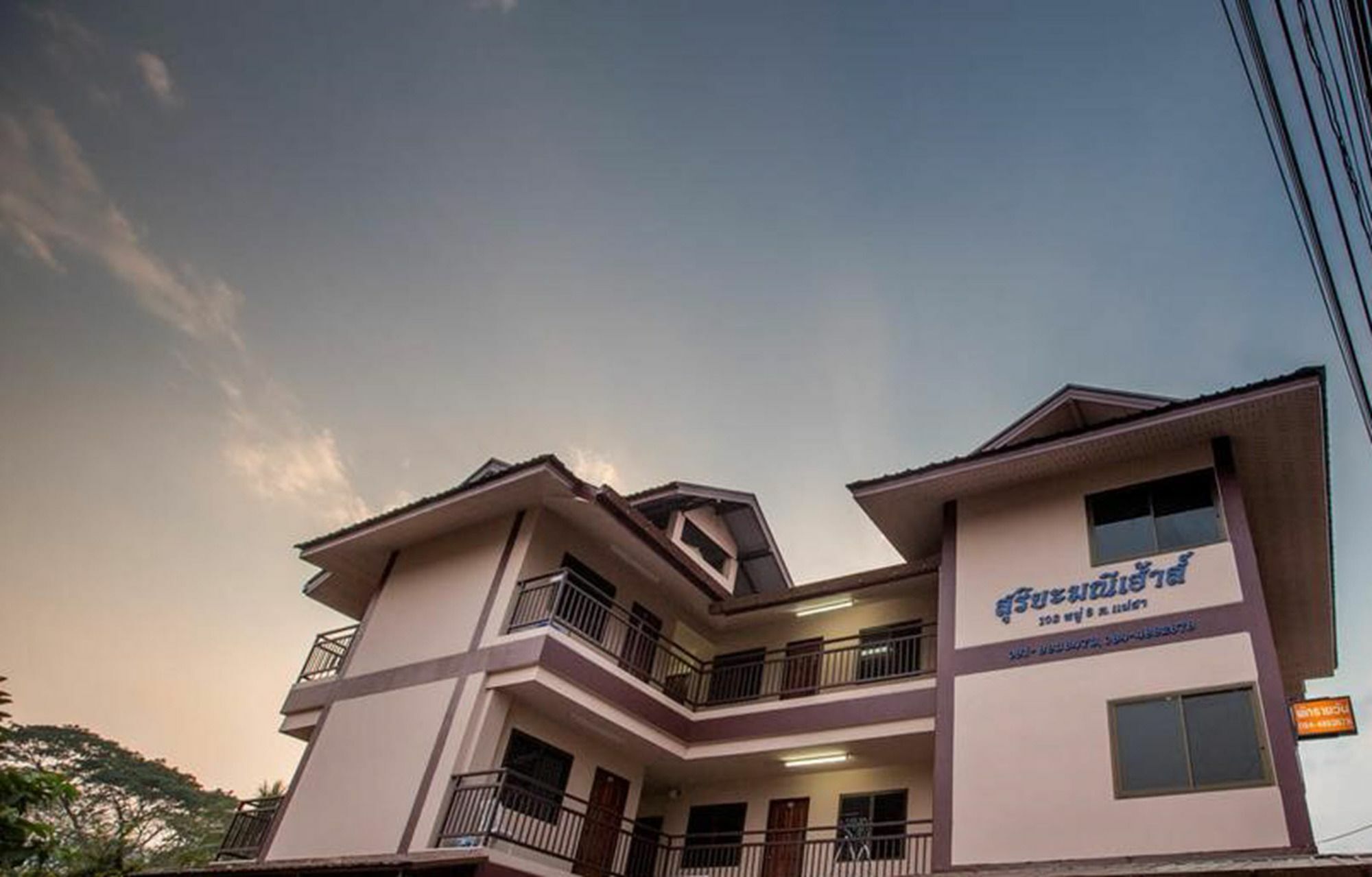 Hotel Suriyamanee House Mae Rim Esterno foto
